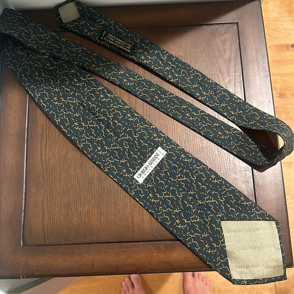 Vintage Giorgio Armani tie perfect! - Picture 2 of 4